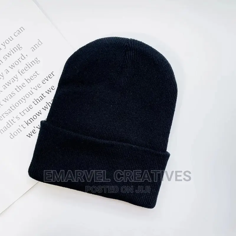 Unisex Winter Hats Solid Warm Soft Knitted Hats Girl Autumn