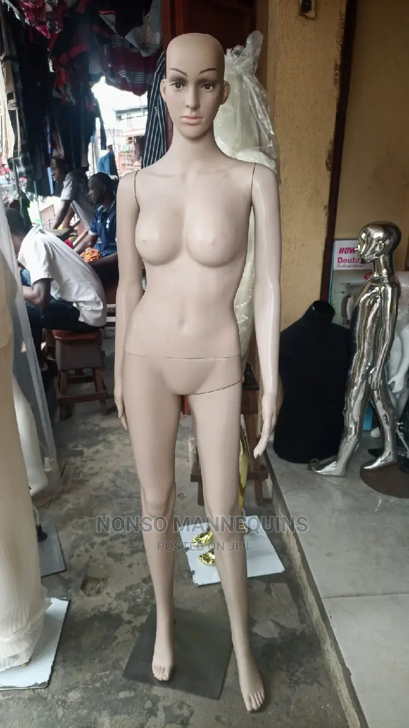 Plastic Size 8 Feamel Detachable Head and Hands Mannequins