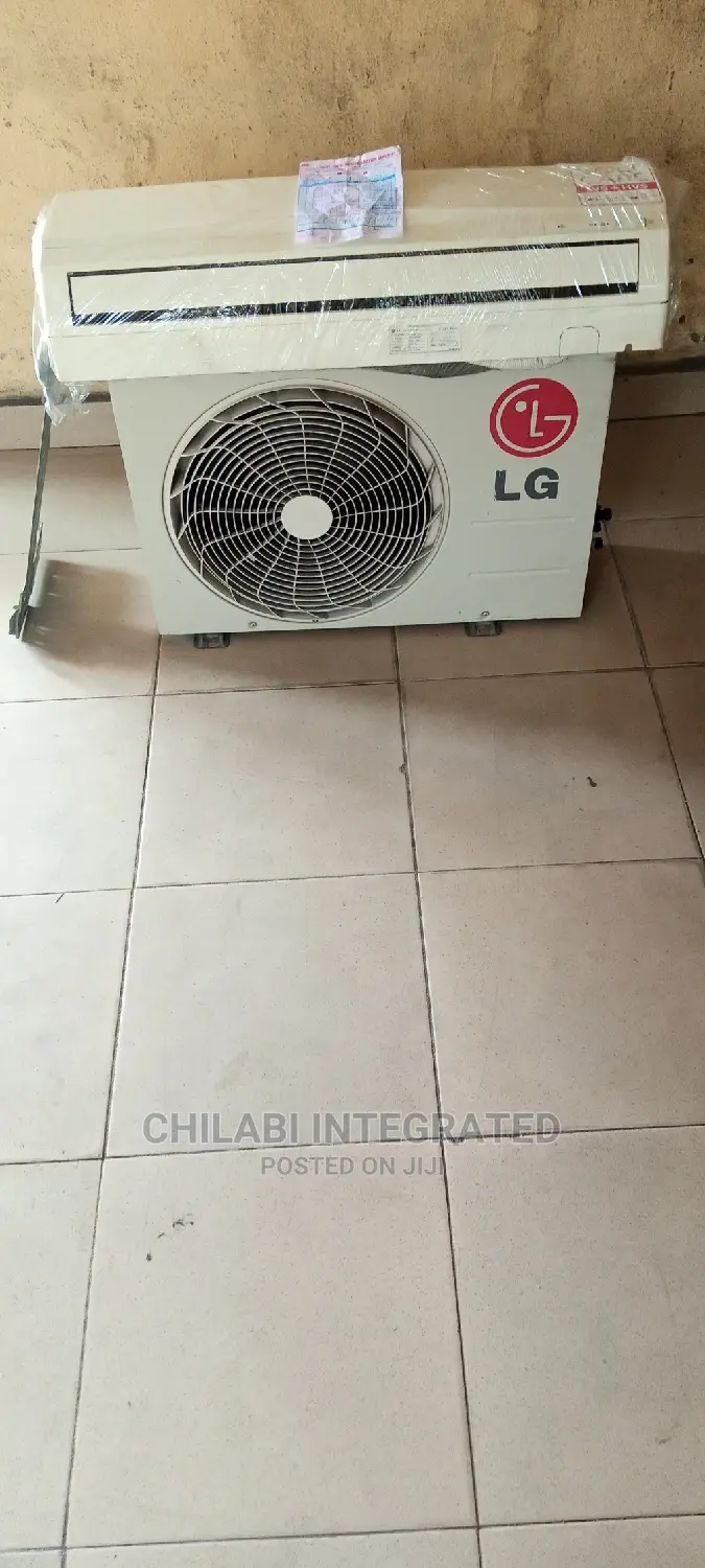 2 Months Old FOREIGN-USED 1.5HP LG Air Conditioner With KITS
