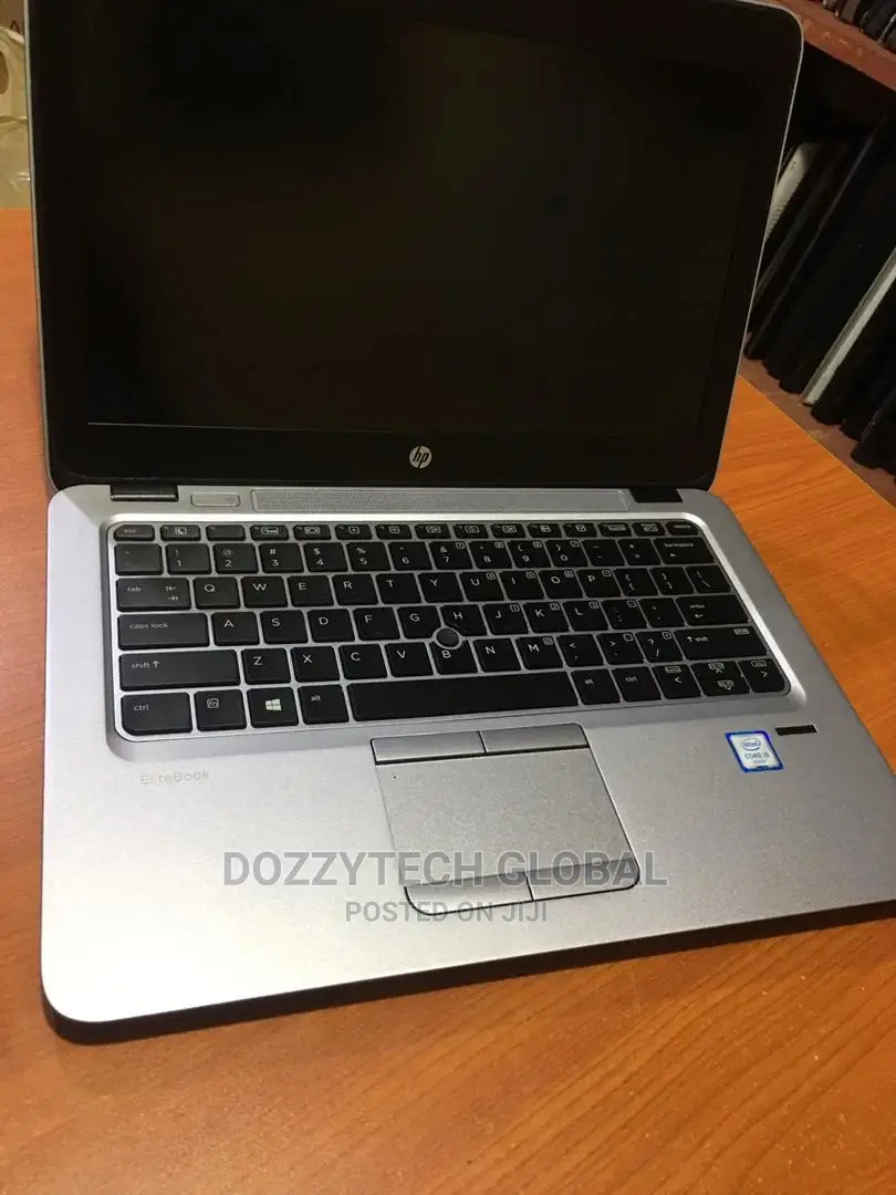 Laptop HP EliteBook 820 G3 4GB Intel Core I5 HDD 500GB