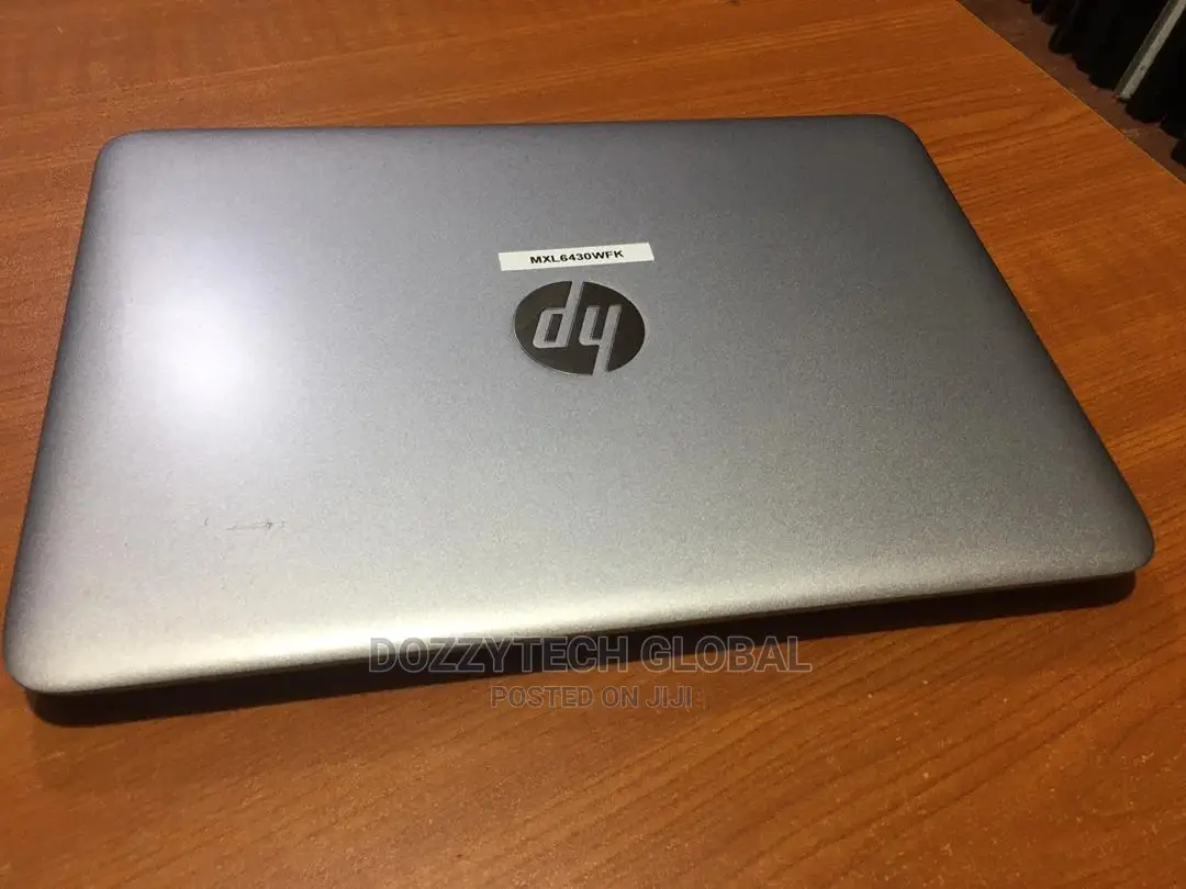 Laptop HP EliteBook 820 G3 4GB Intel Core I5 HDD 500GB
