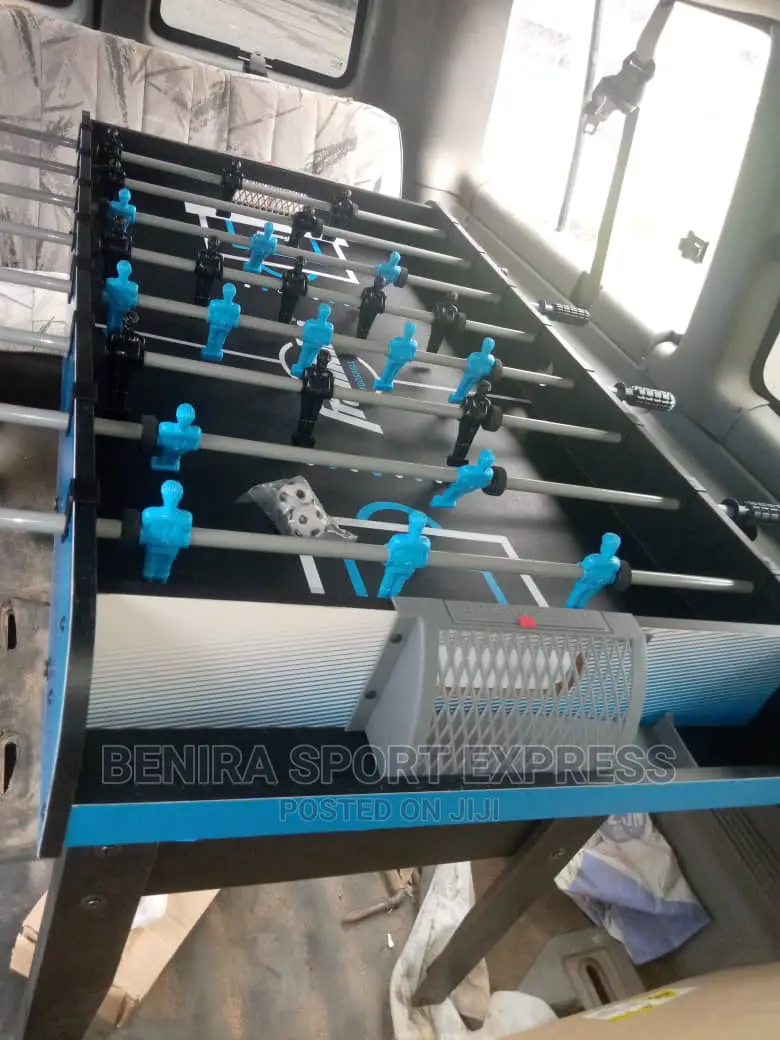 Fuss Ball Table ( Blue )