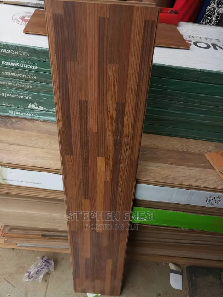 Wooden Laminates, PVC Vinyl, SPC, LVT Flooring
