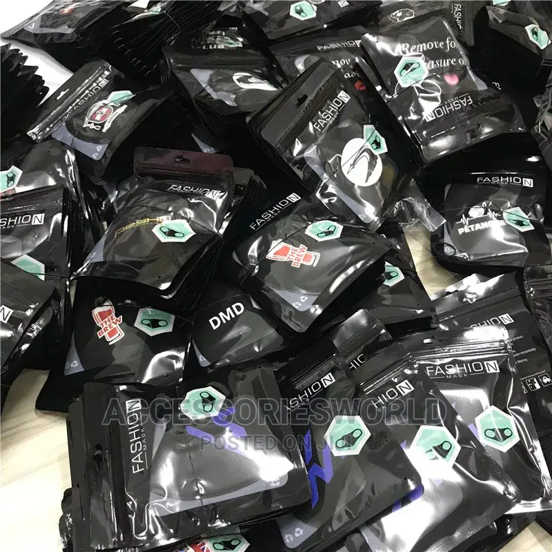 500 Pcs Print Your Logo Washable Black Fashion Face Mask