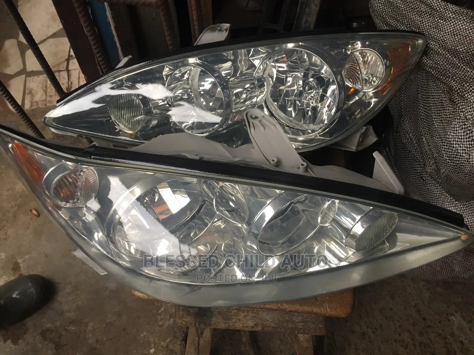 Headlamp Toyota Camry 2005-2006
