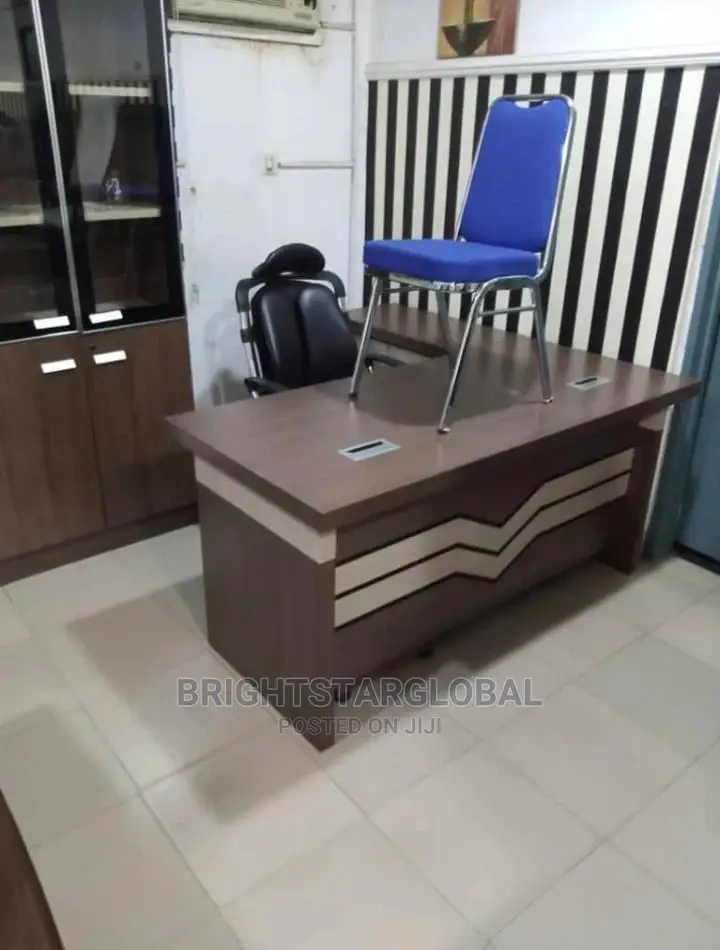 Excutive Office Table YF