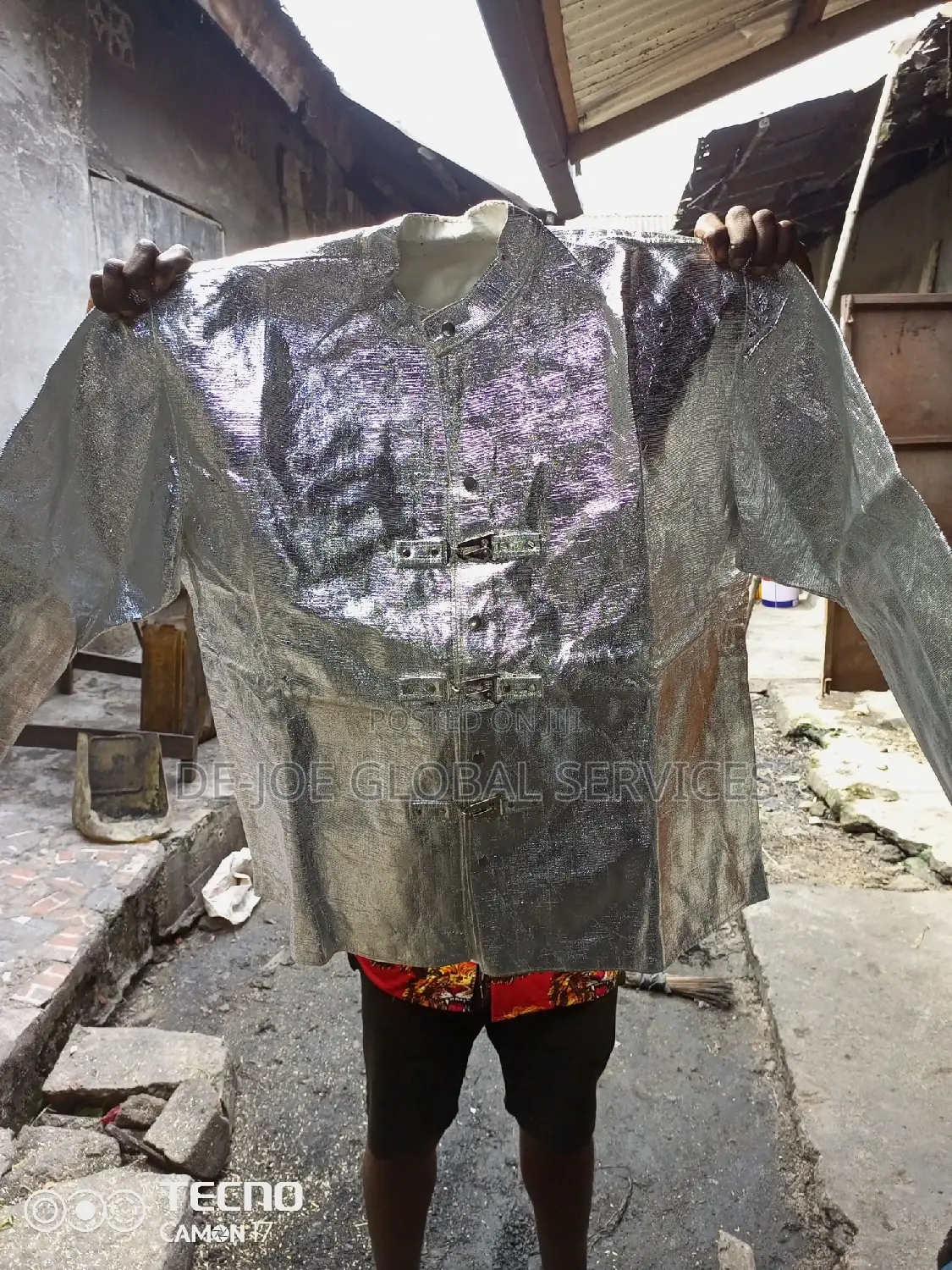 Heat Radiation Resistant Suit/Coverall and the Mask