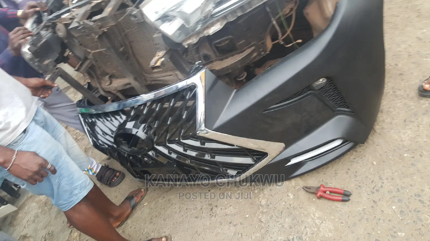 Frout Bunper Hilux 2021