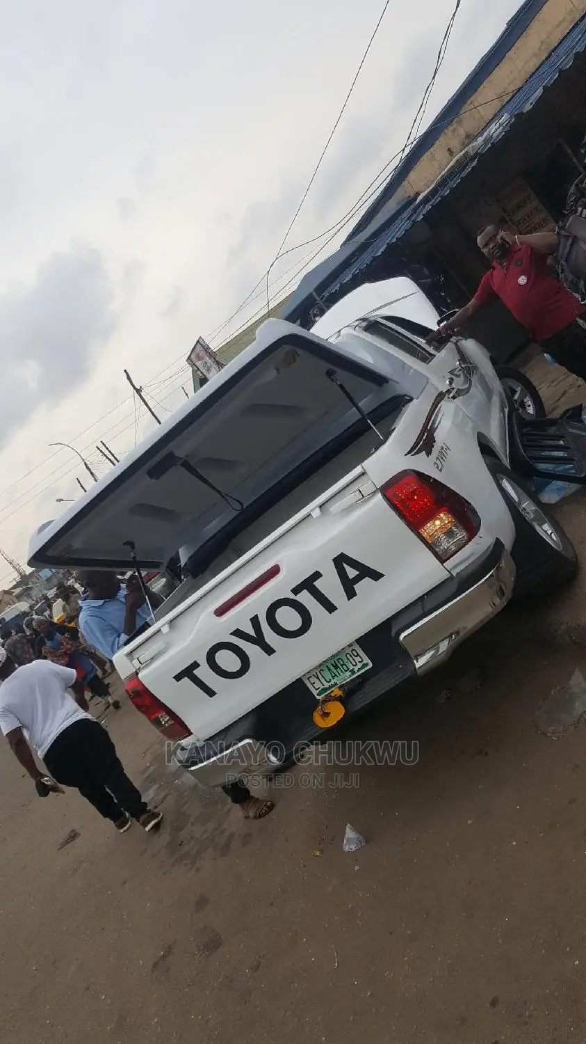 Frout Bunper Hilux 2021