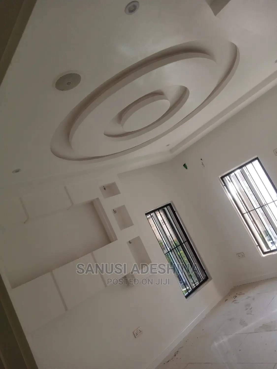 5bdrm Mansion in Guwarima Estate In, Gwarinpa for sale