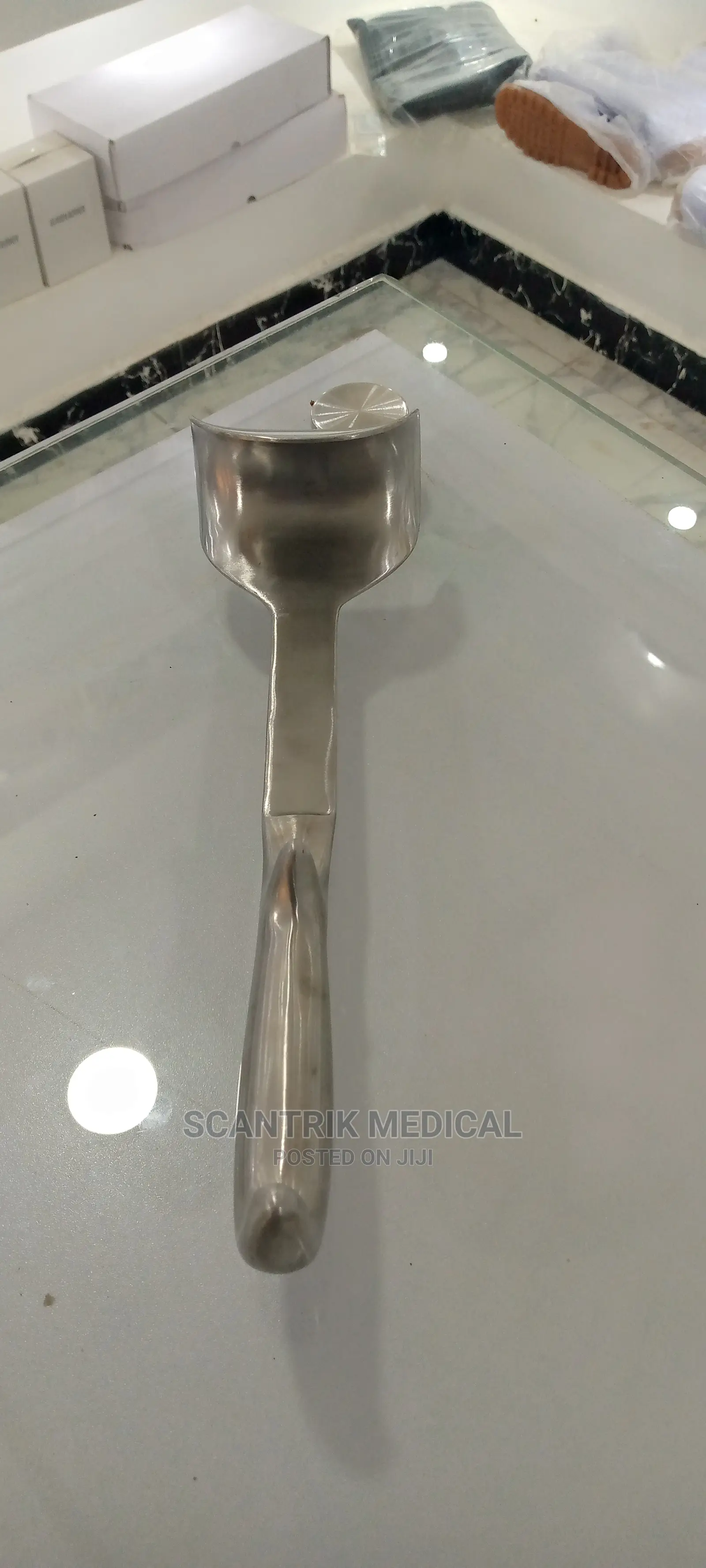 Doyen Retractor Hand Held Retractor