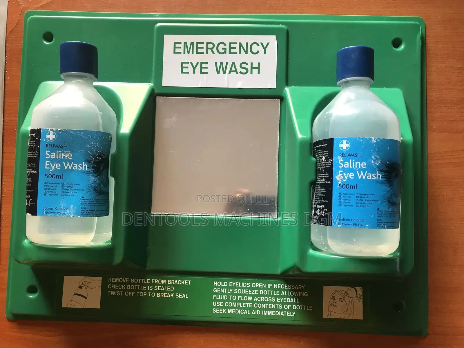 Blue Dot Emergency Eye Wash Station