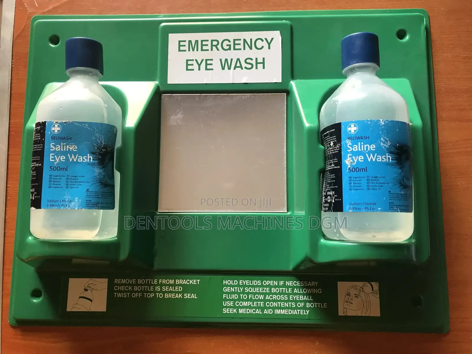 Blue Dot Emergency Eye Wash Station