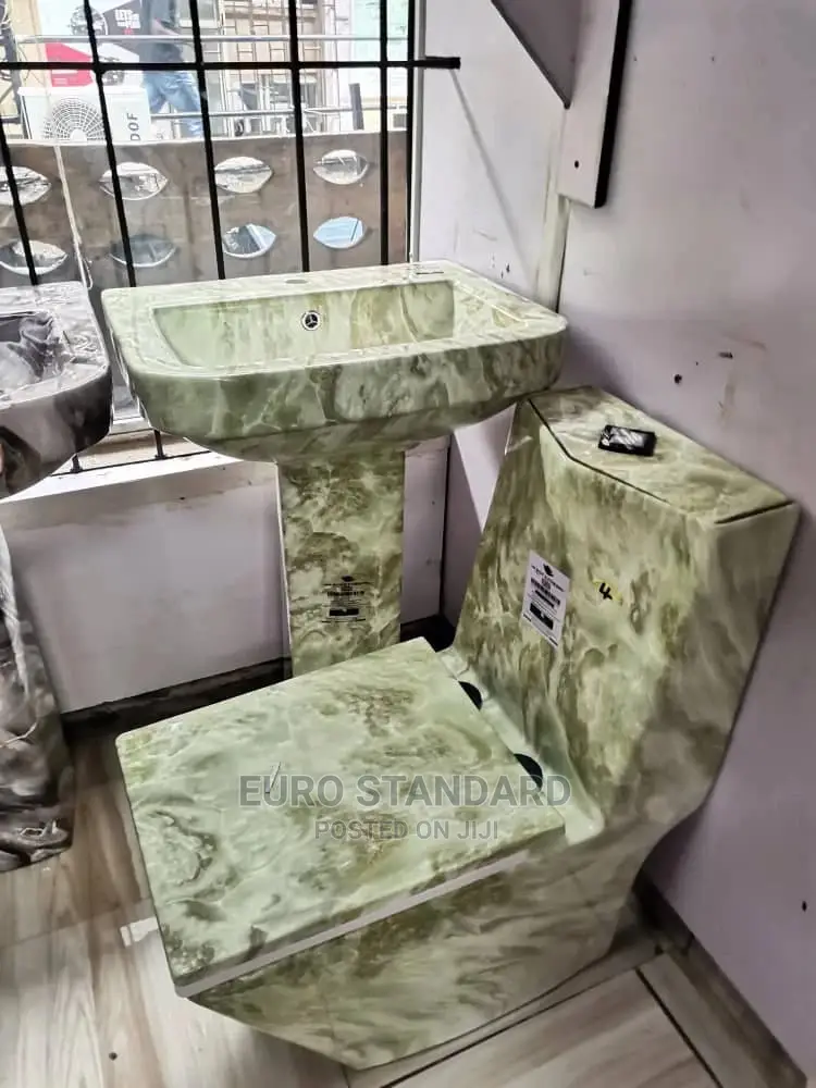 Marble Color Water Closet