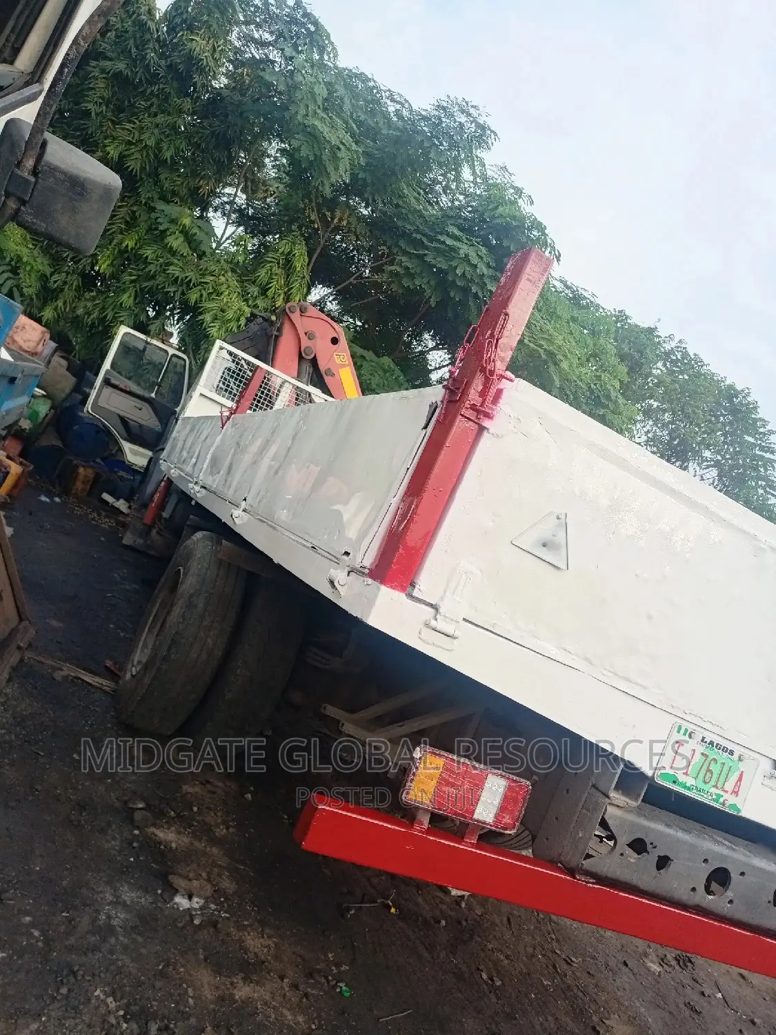 7.5 Tons Hiab With Long Boom for Renting
