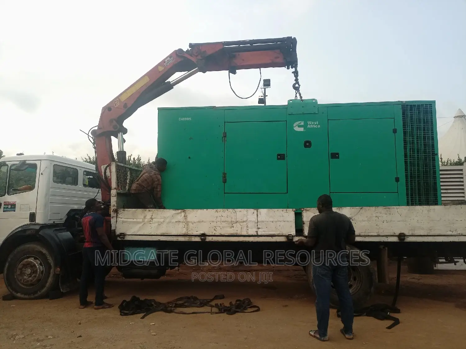 7.5 Tons Hiab With Long Boom for Renting
