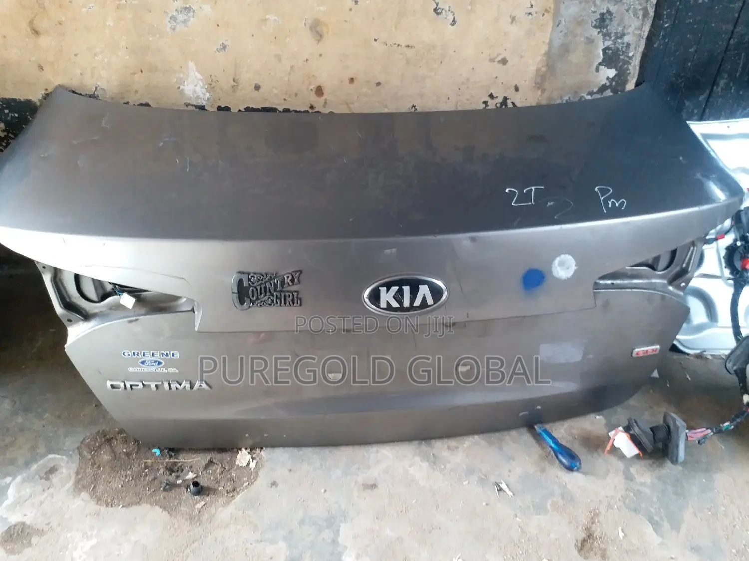 Kia Optima 2011 Model Boot.
