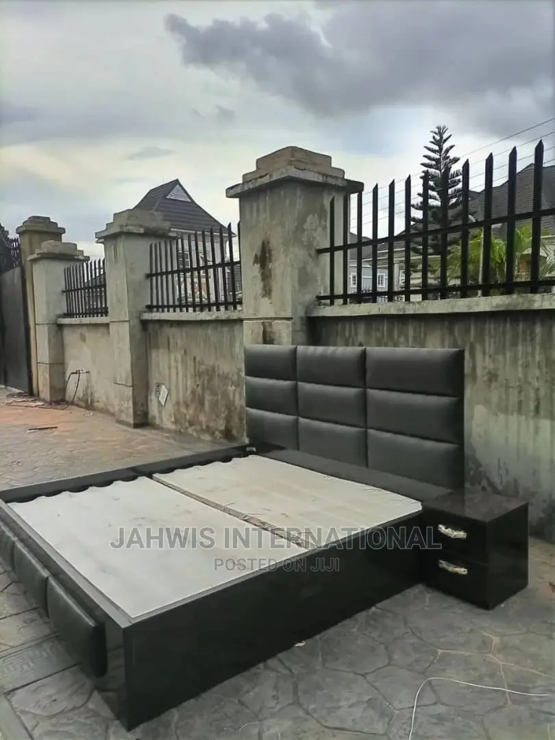 Beautiful 6by6 Bed Frame