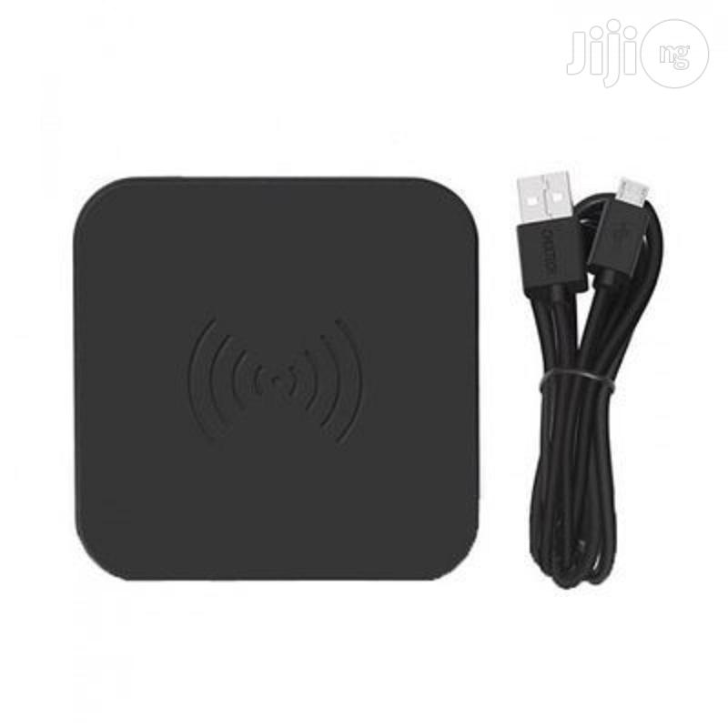 Universal Qi Wireless Charging Pad - Black