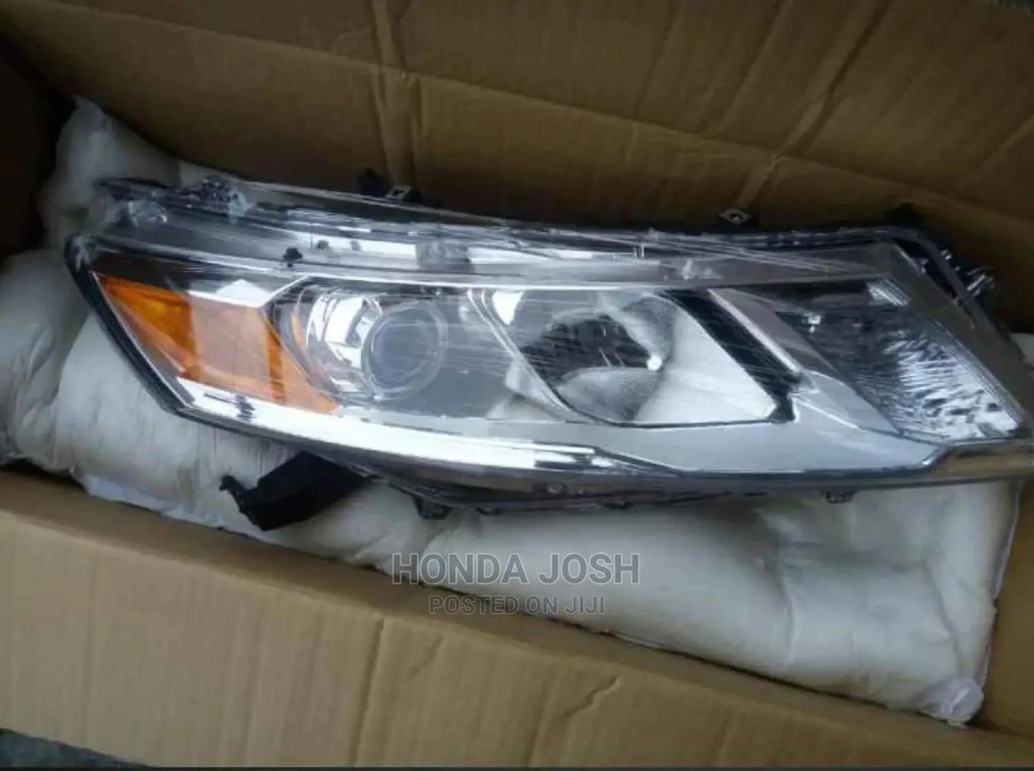 Headlights 2013- 2015 Model Honda Crosstour(Original)