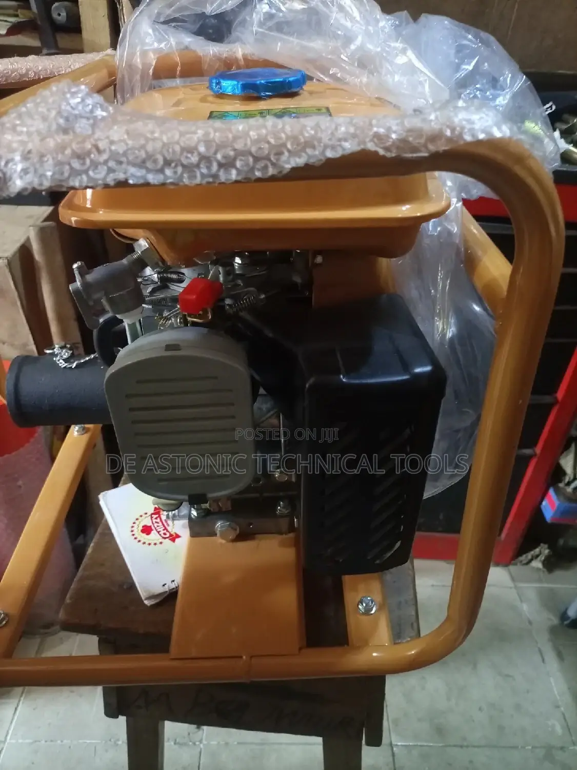 High Grade 5.0 Hp Robin Poker Vibrator