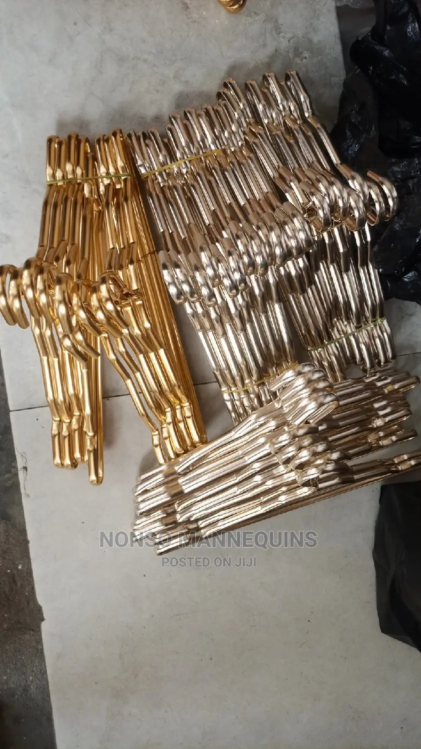 Fancy Gold, Rose Gold And Light Gold Chrome Hangers
