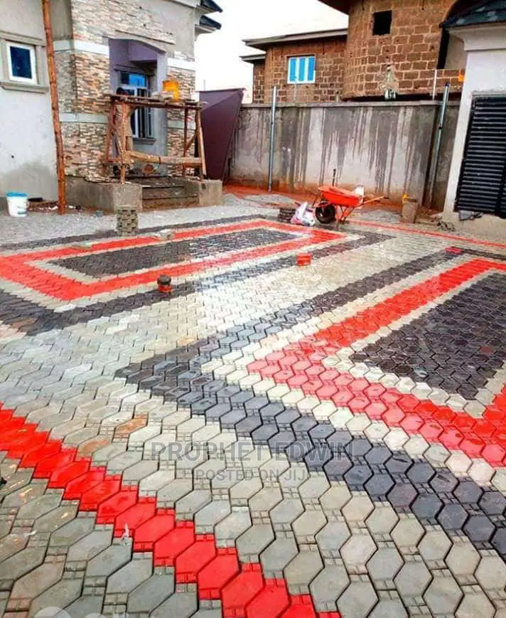 Interlock Stone Job