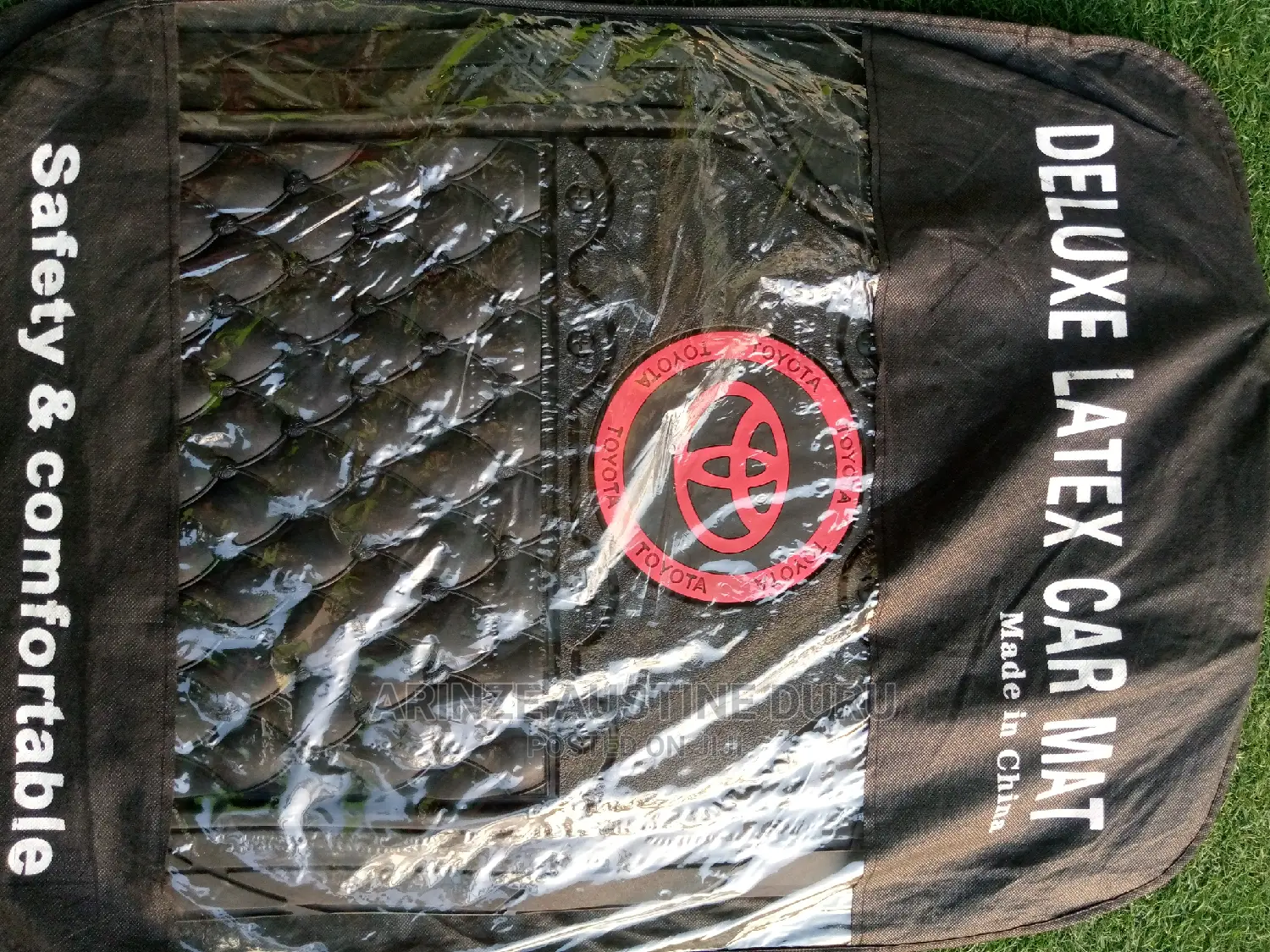 Toyota Floor Mat Black and Red