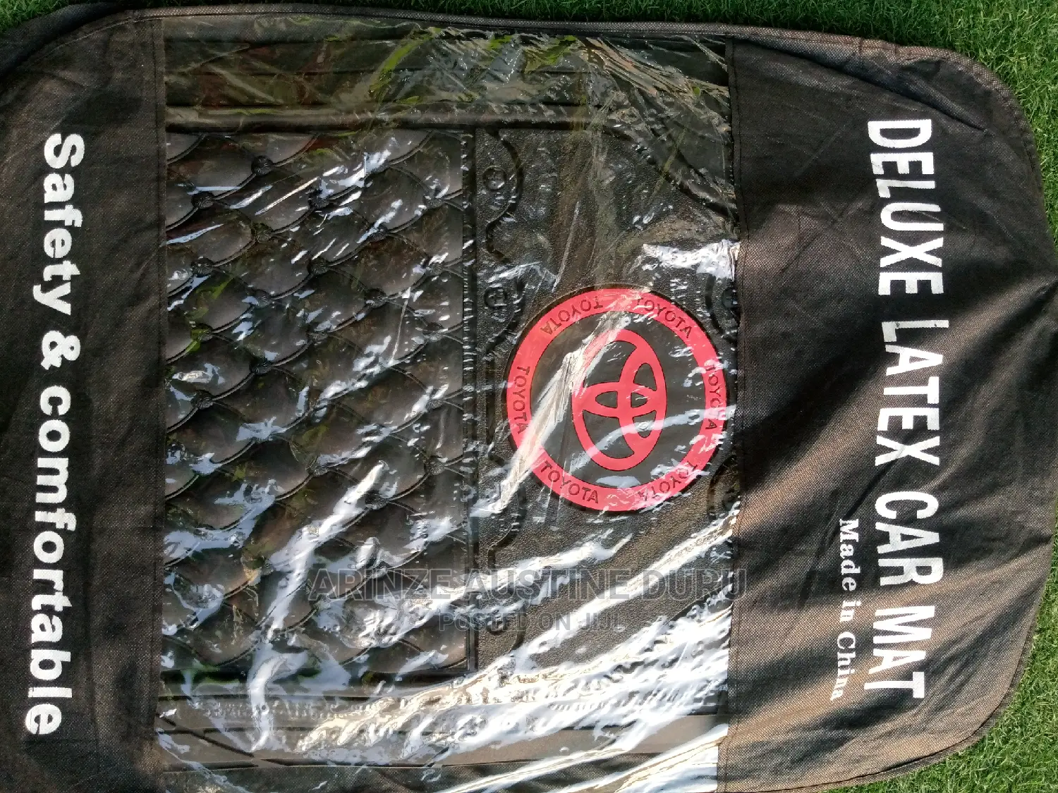 Toyota Floor Mat Black and Red