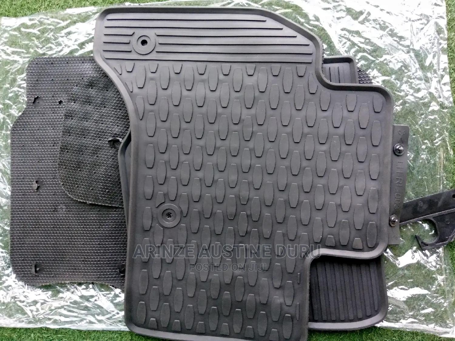 Range Rover Vogue Floor Mat Customized