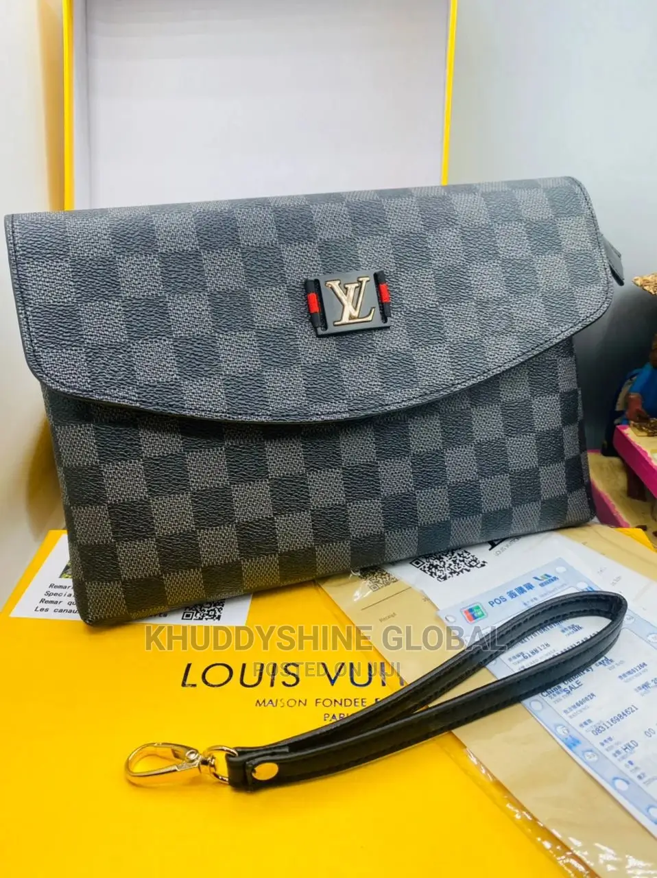 Louis Vuitton Cluthes Bag