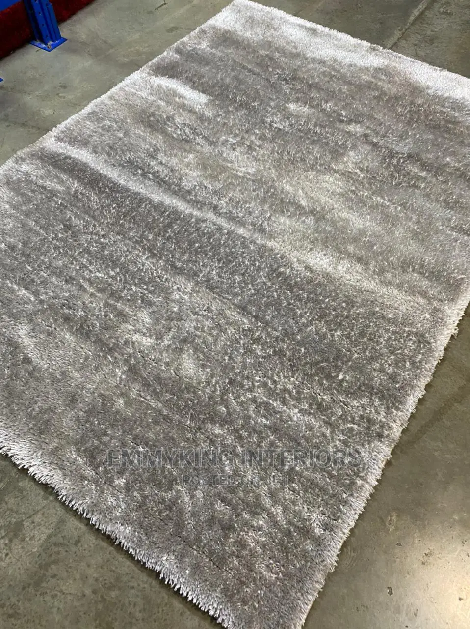 Velona 5ft by 7ft Center Rug