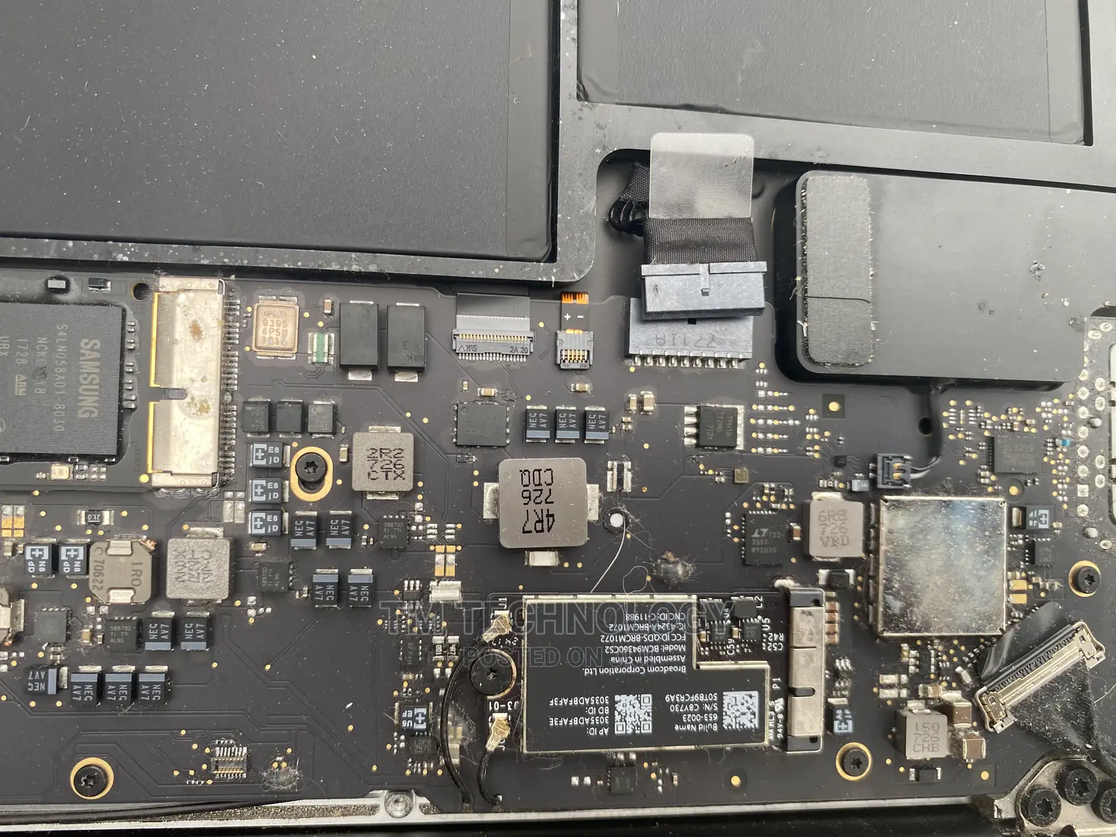 Macbooks Repair Service