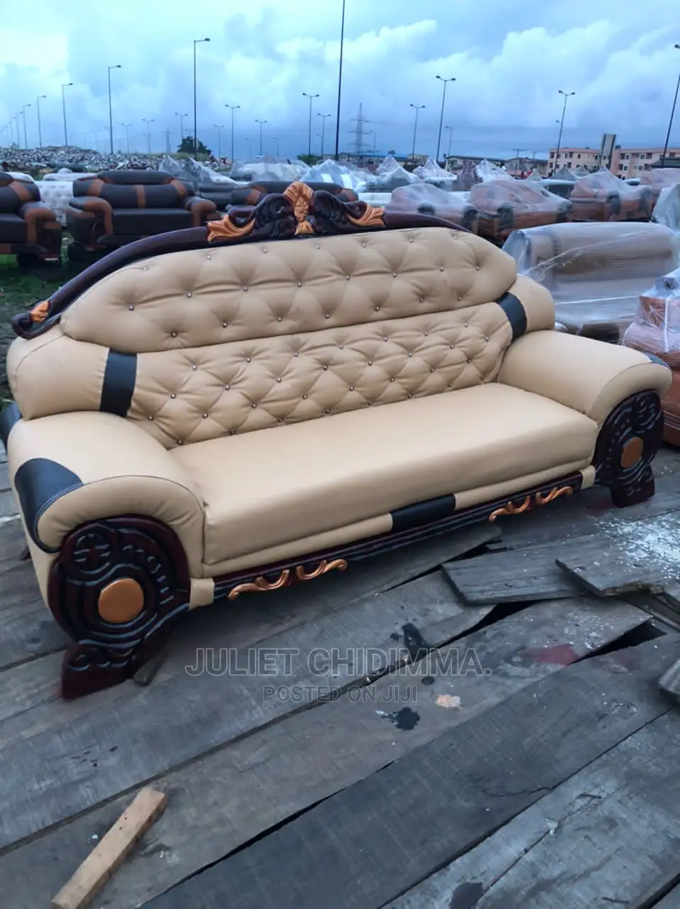 High Quality 7 Seater Living Room Royal Sofa Chair.