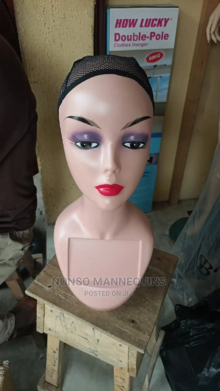 Plastic Heads Mannequins for Wigs/Hats Display