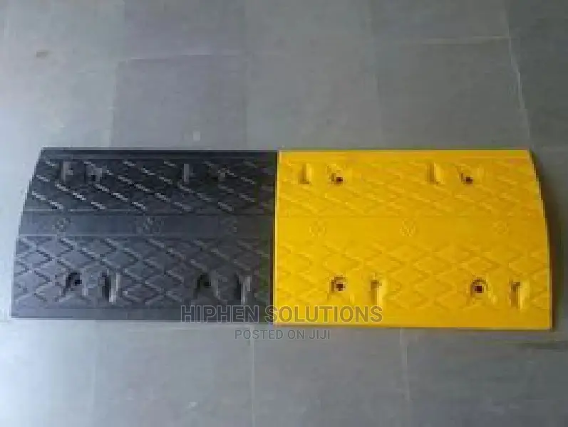 Traffic Rubber Speed Breaker 70 MM