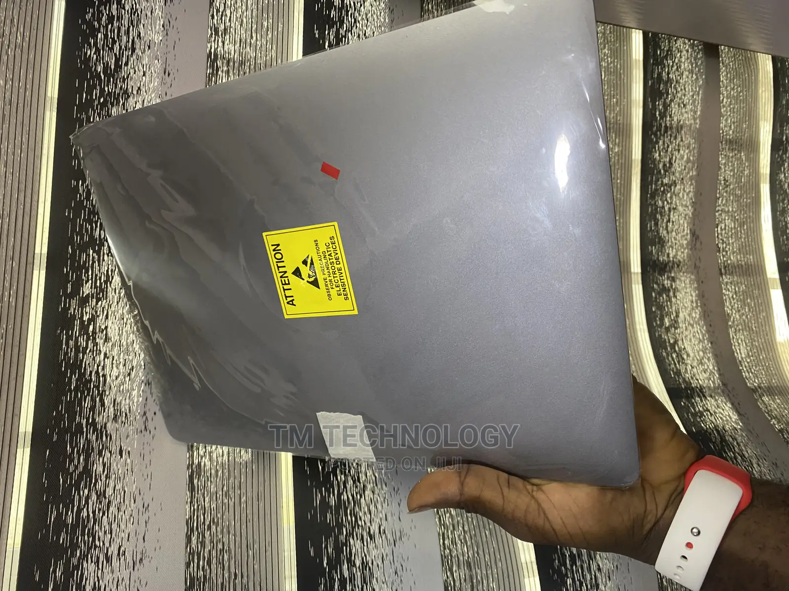 Macbook Air 2019 Screen Replacement
