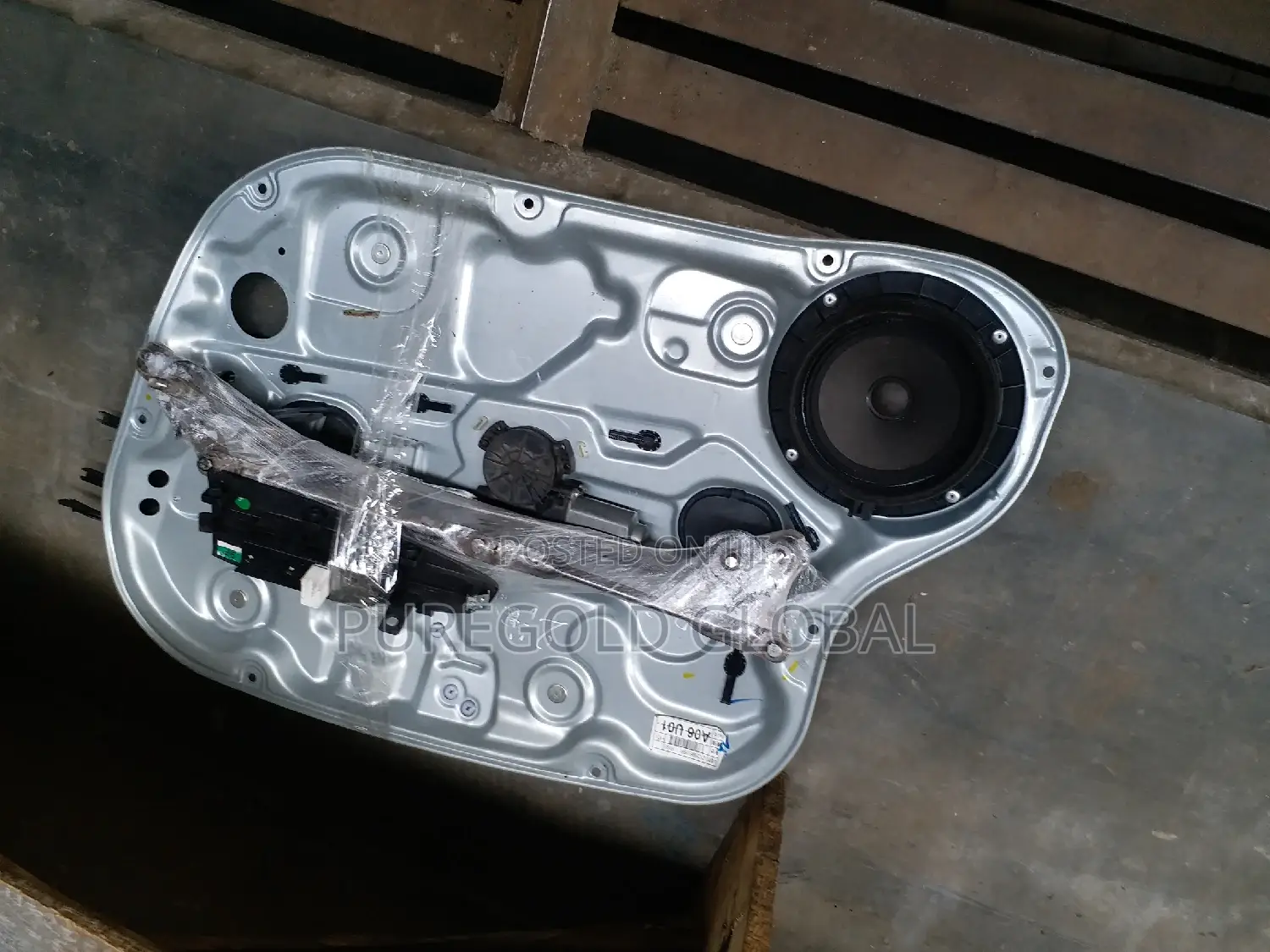 Glass Holder Assembly for Hyundai Elantra 2007 Model