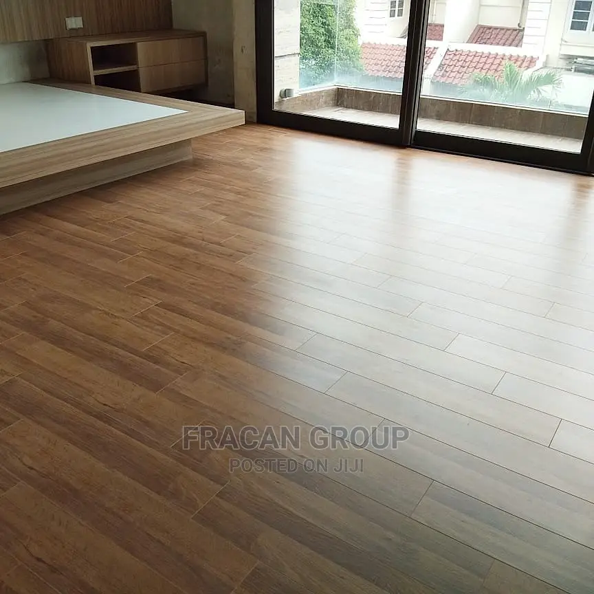 Hybrid Korean Vinyl Flooring. Reusable