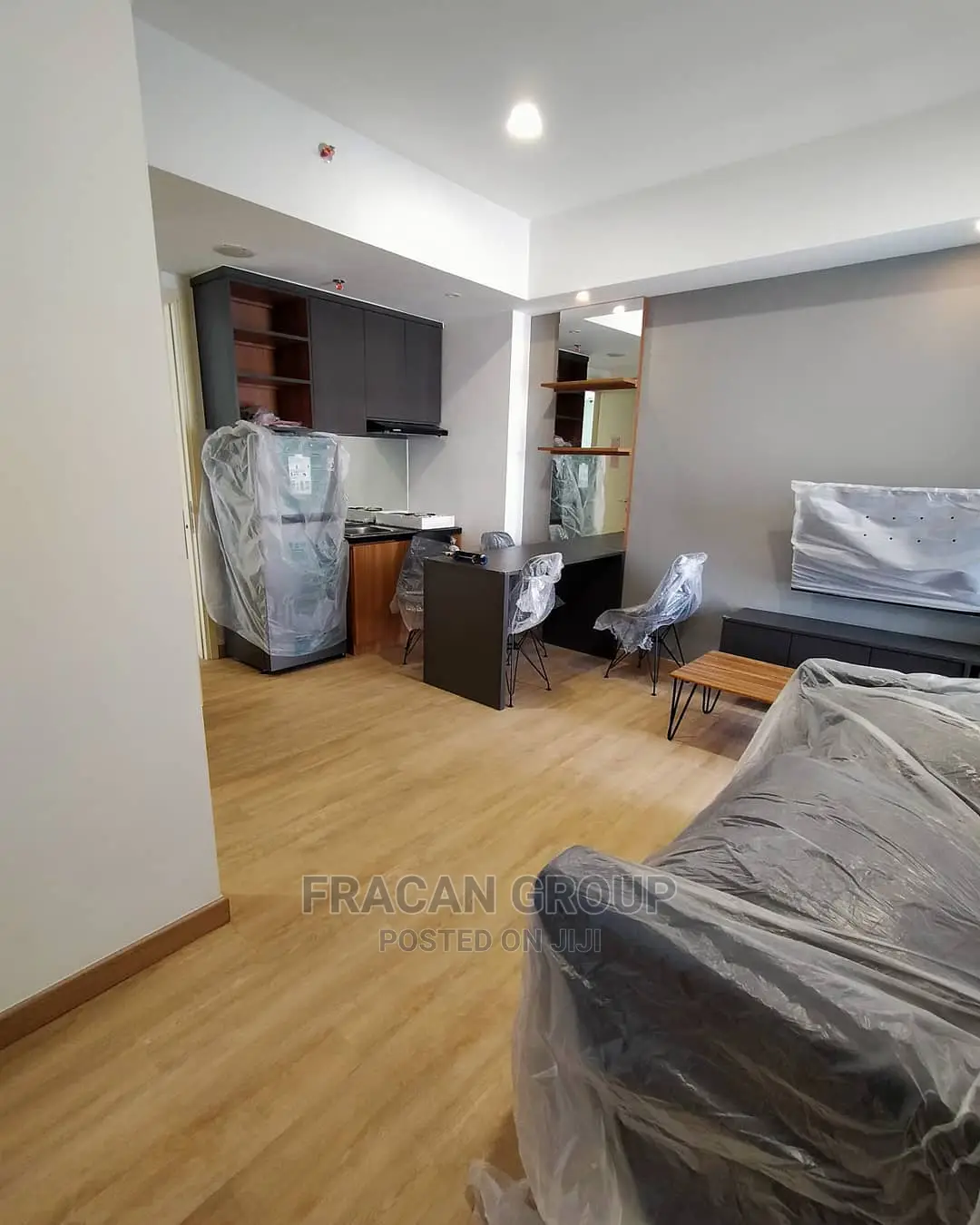 Homely Vinyl PVC Wood-Like Floor. Can Be Laid on Tiles