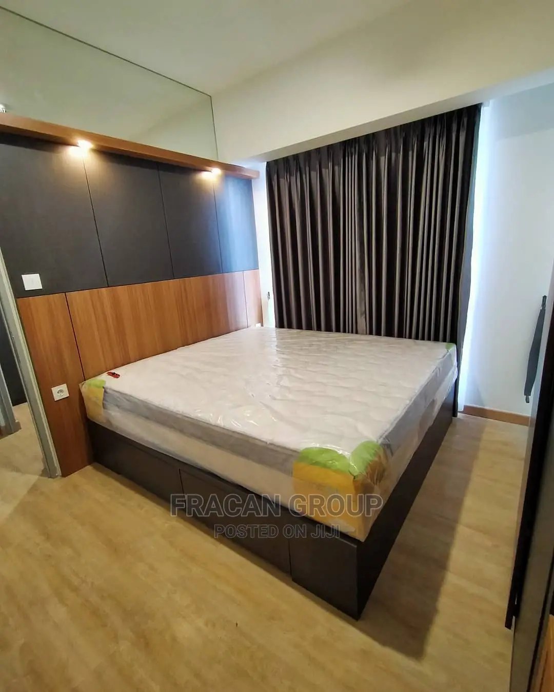 Homely Vinyl PVC Wood-Like Floor. Can Be Laid on Tiles