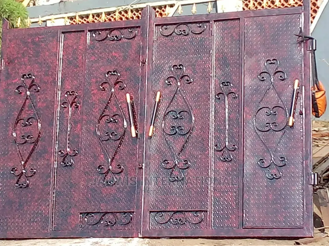 Beautiful Wraught Iron Gate