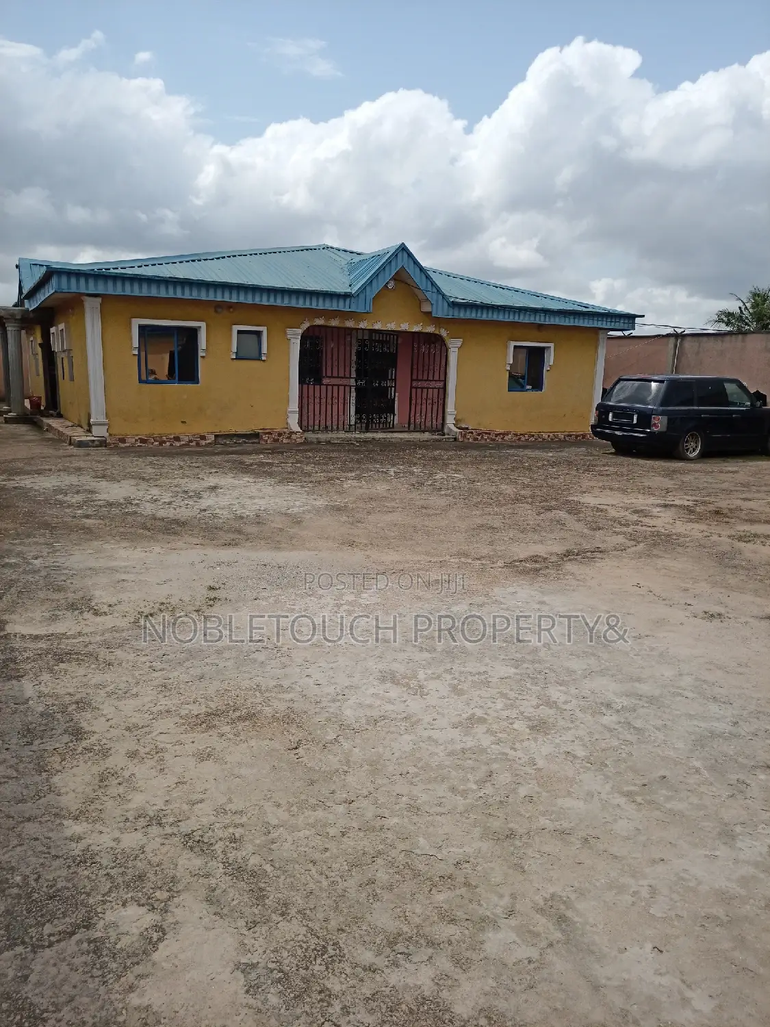 2bdrm Bungalow in Baruwa Egbeda Lagos for sale