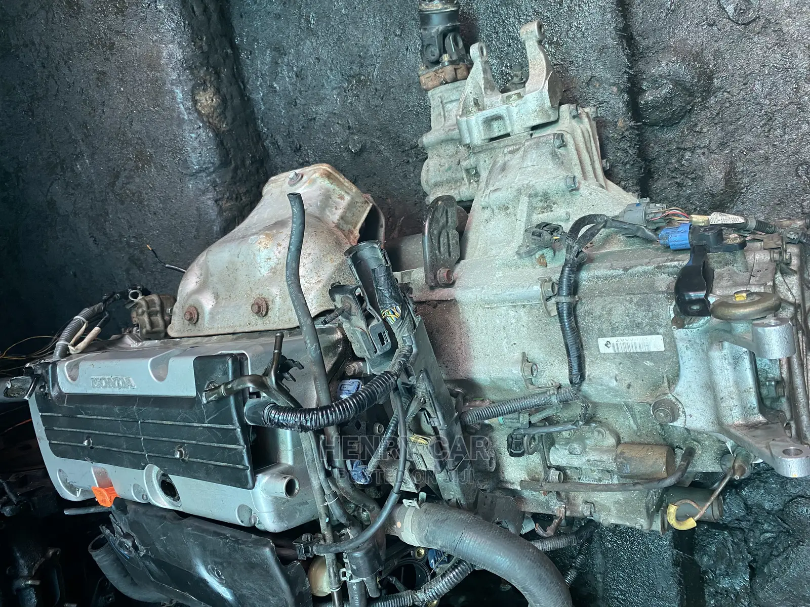 Complete Engine and Gearbox Honda CR-V (03) We Care
