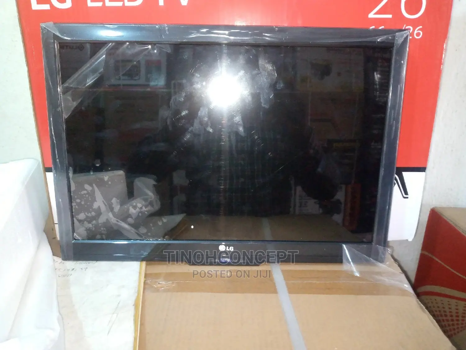 LG Television 26 Inches Full Screen