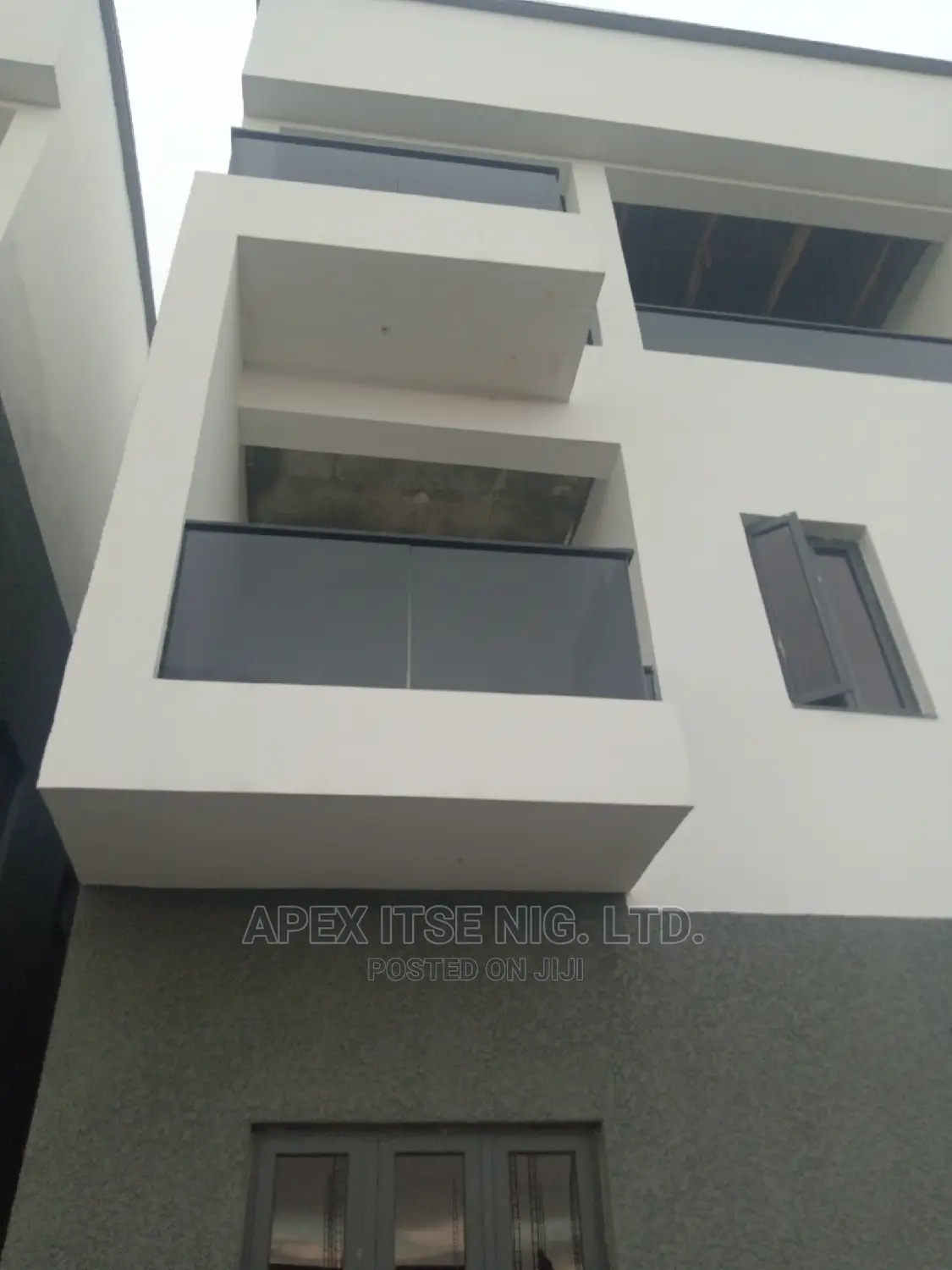 Grey Glass Framless Bal.