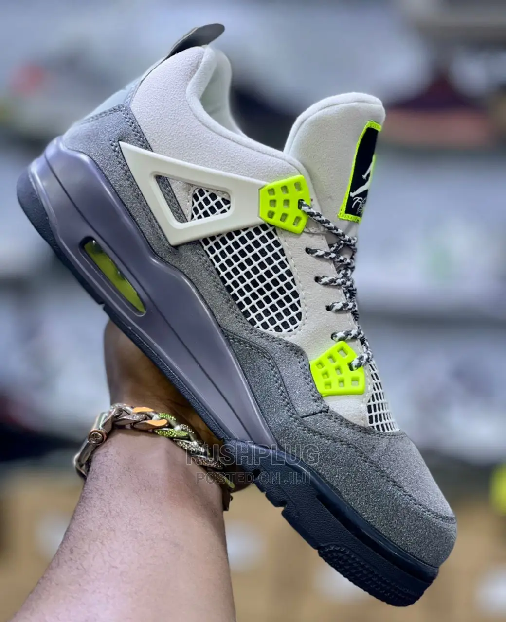 Air Jordan IV Retro ‘ 95 Neon ’ Grey