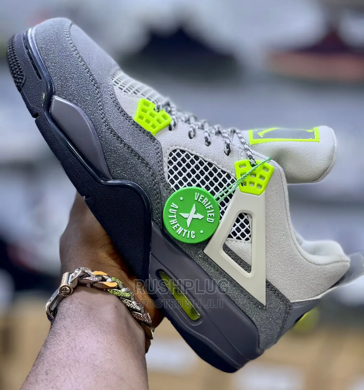 Air Jordan IV Retro ‘ 95 Neon ’ Grey