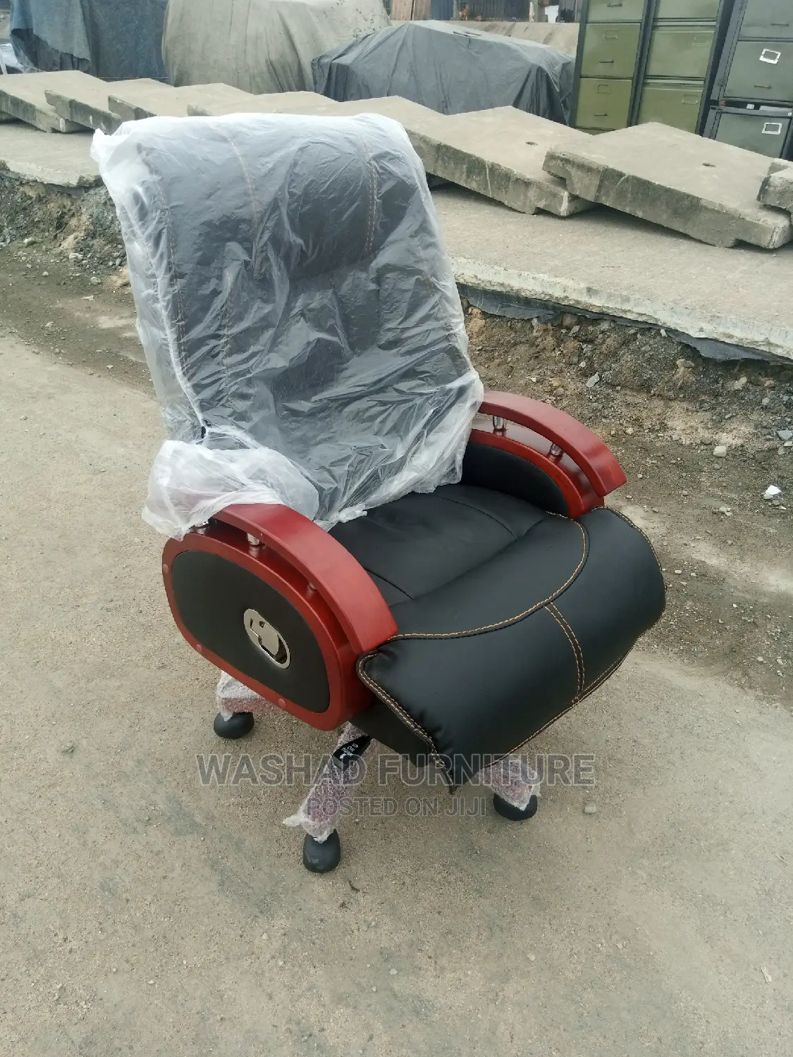 Reclam Chair