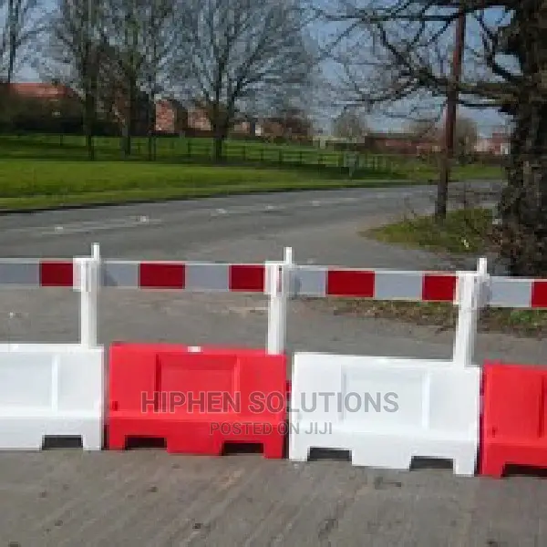 Water-Filled Barrier Small